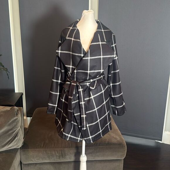 Women’s Turn Down Collar Wrap Trench Coat Black Grid Pattern Belted Size L NEW - Picture 1 of 14